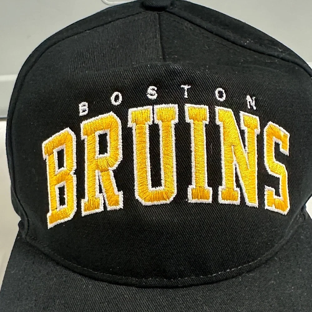 47 Brand Boston Bruins Hockey  NHL Official  Black Snap Back - Picture 7 of 13